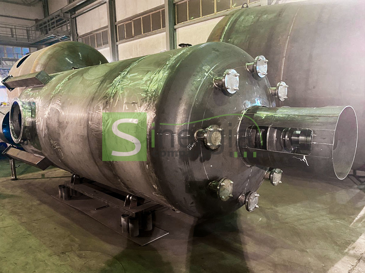 аппарат с перемешивающим устройством в Газе-Сале